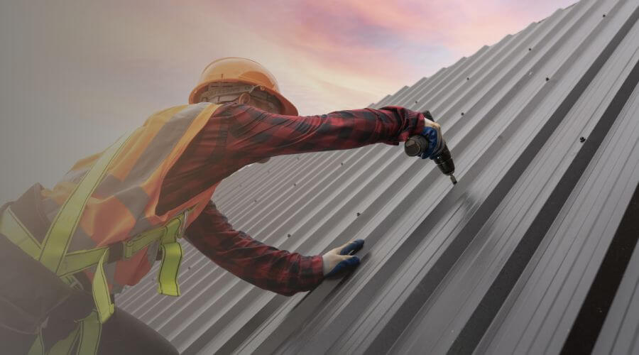 Professional gutter cleaning in East Setauket, NY